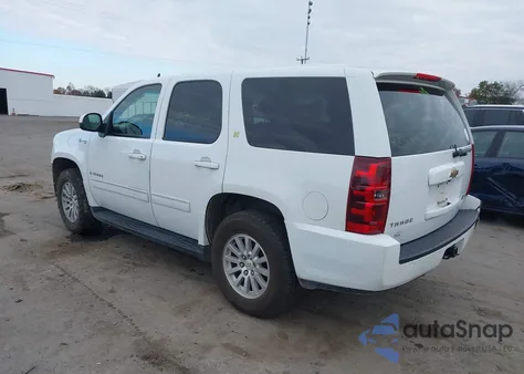 2009 Chevrolet Tahoe Hybrid from USA, damaged, VIN 1GNFK13509R277748